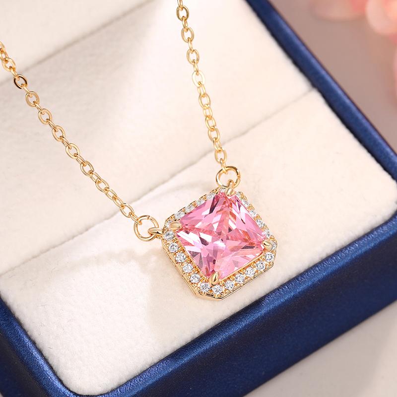 Ожерелье с подвеской Huitan Square Shaped Pink Cubic Zirconie для женщин, помолвки, свадьбы, вечеринки, модное новое ожерелье, ювелирное изделие