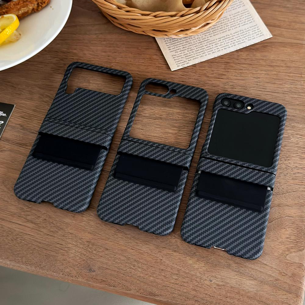 Luxury Carbon Fiber Pattern With Hinge Case For Samsung Galaxy Z Flip 6 5 4 3 5G Ultra Thin Shockproof Hard PC Cover For Z Flip6