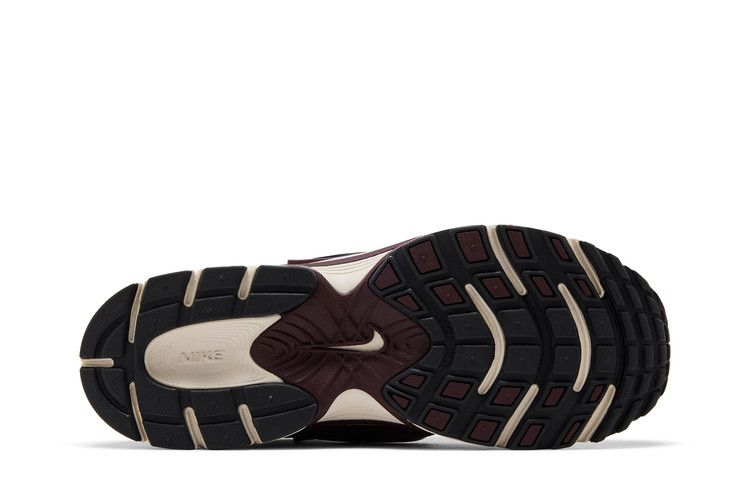 Nike V5 RNR 'Бордовый Разгром Черный'