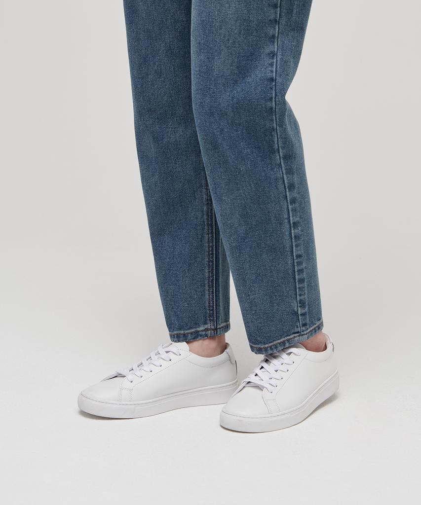 MUSINSA STANDARD WOMAN Женские джинсы Mom Fit [Средний индиго]