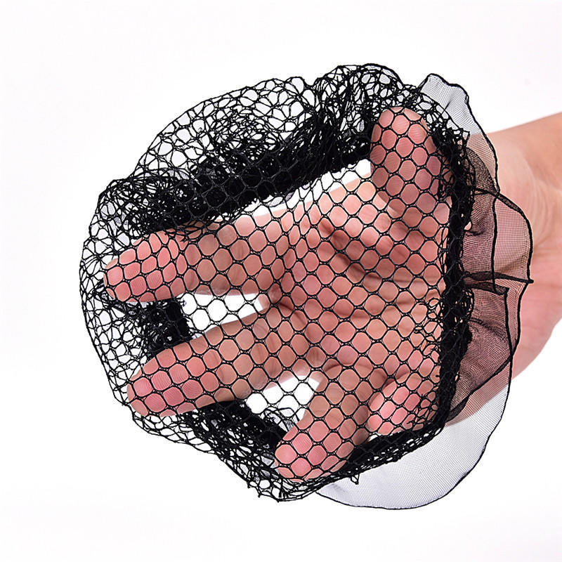 Женский сплошной план, черные волосы, булочка, снуд, сетка, балет, женские танцы, катание на коньках