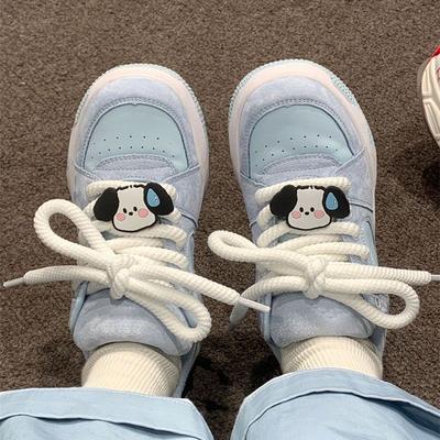 Высокоценные взрывные женские туфли для щенков 2025 весна и лето новые оригинальные нишевые туфли ретро платформа универсальные кеды женские