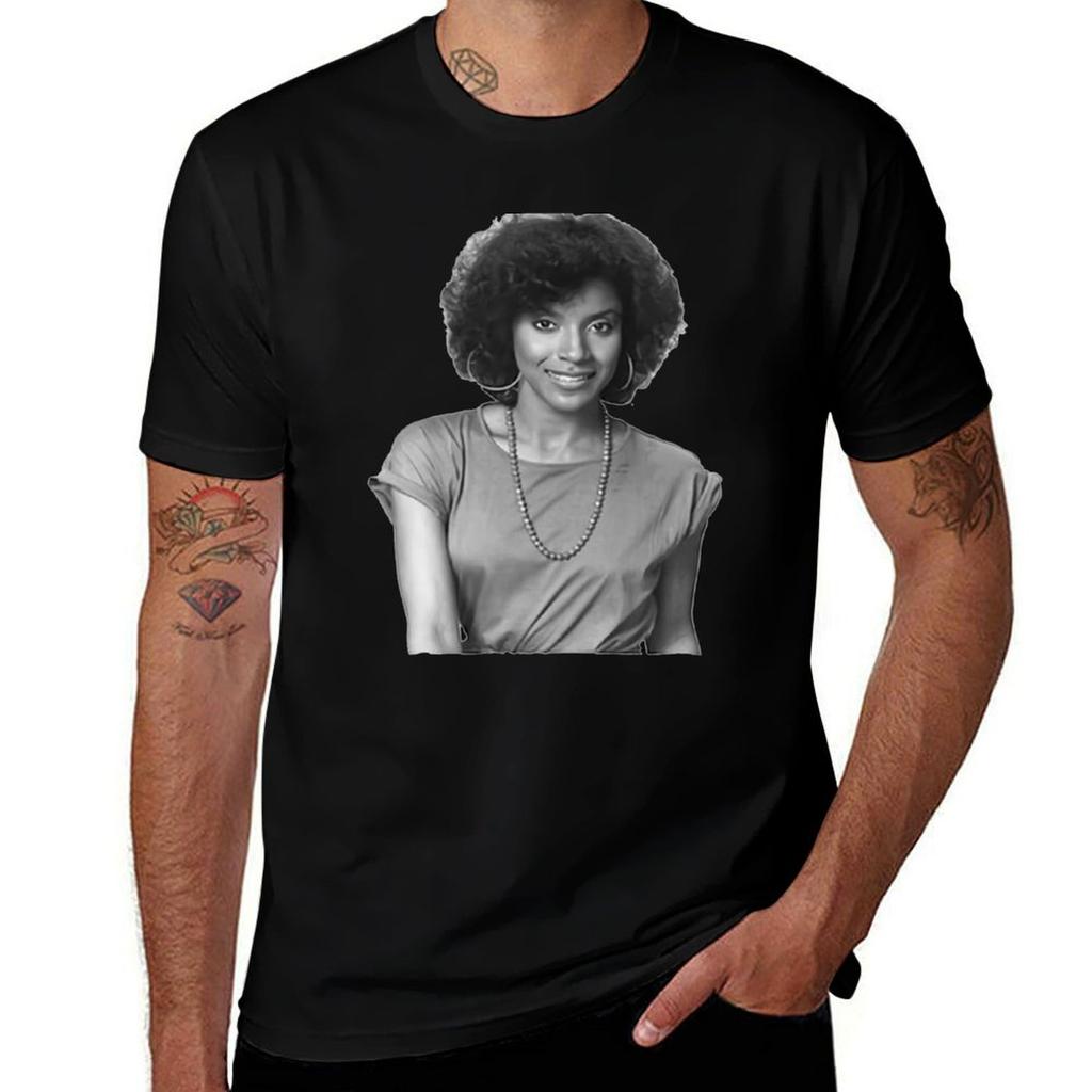 Punktify Clairhuxtable Phyliciarashad Tv Show Movie Film Tshirt Running Perforunisexce Short Sleeve Tee