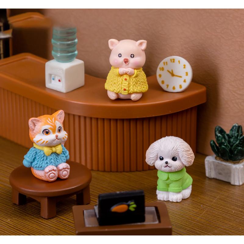Adorable Resin Animal Figurines For Car Decor Cute Cat Pig Dog Desk Ornaments