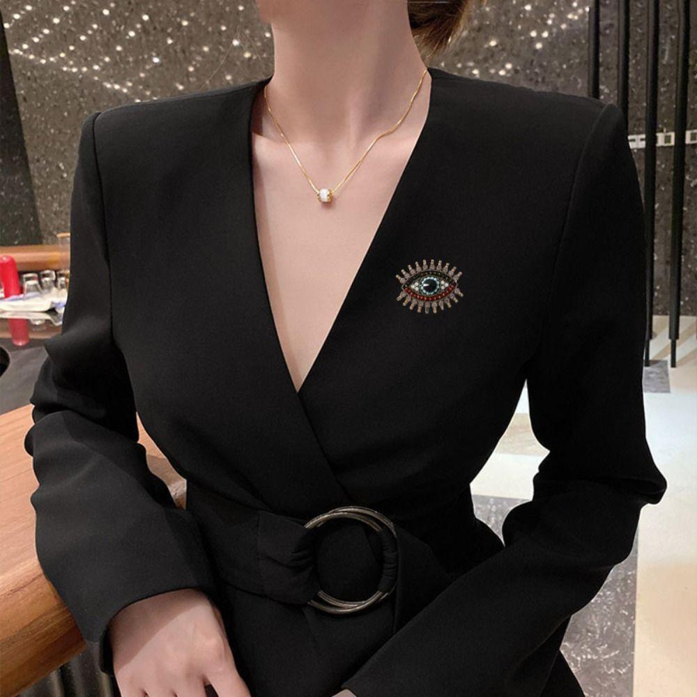 Decoration Luxury Badge Pin Crystal Pendant Rhinestone Eye Brooches Devil Eye Brooch Pin  Gifts