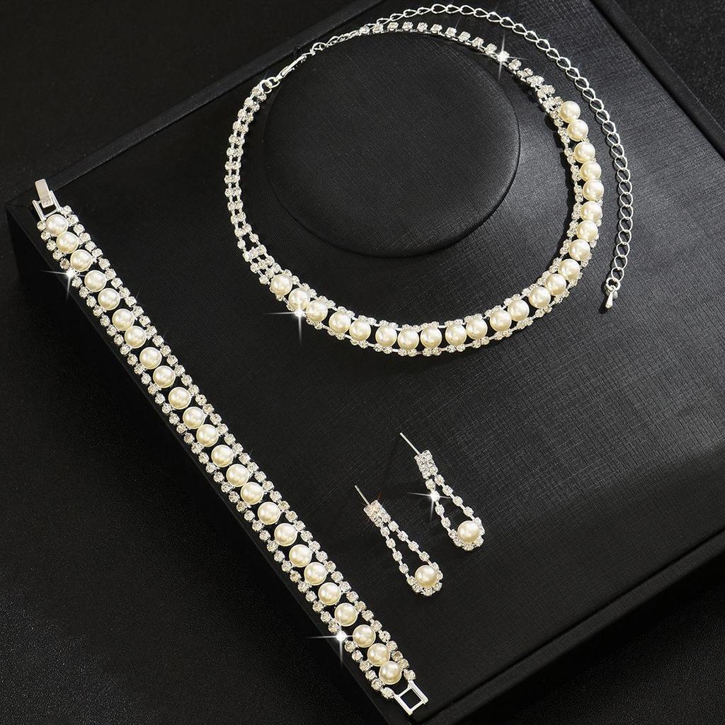Свадебный ювелирный набор 2024: Ожерелье, серьги и браслет со стразами и дизайном когтевой цепочки