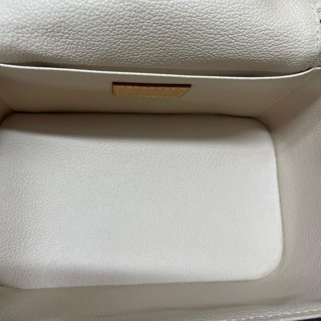 [Pre-Owned] Nice Elegant Shape Lv Monogram Metal Zipper Head Coated Canvas Makeup Bag Handbag Mini - Excellent #1RQZ39