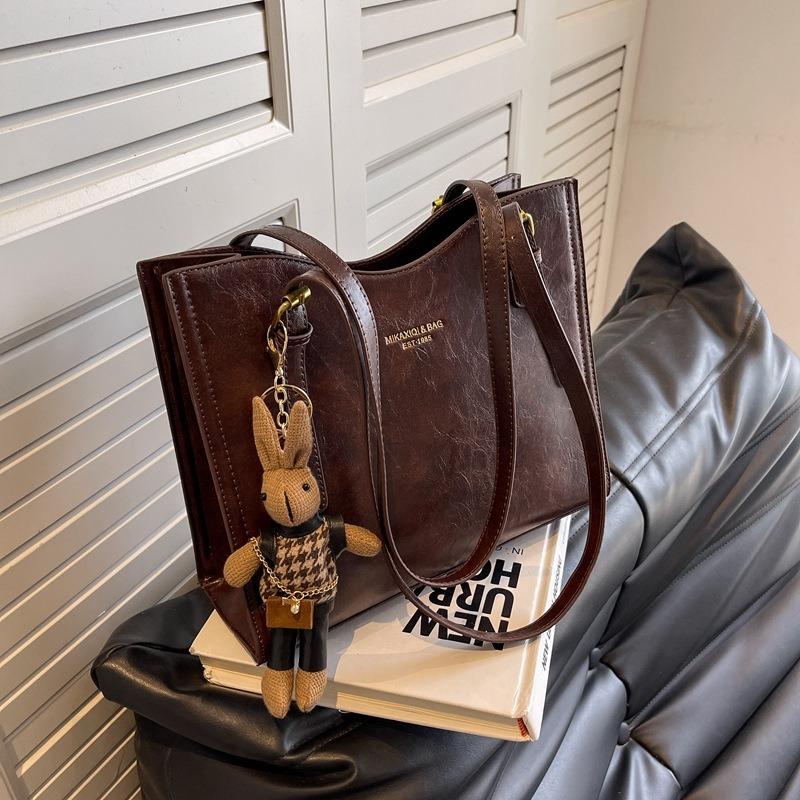 Сумка большой вместимости женская осенне-зимняя новая ретро универсальная простая на плечо сумка-тоут