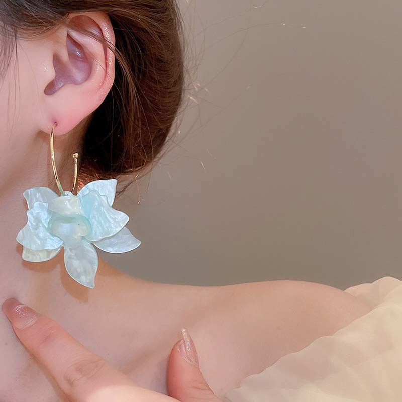 Корейские красочные акриловые серьги-подвески в виде цветка для женщин и девушек, винтажные серьги-подвески в форме буквы С с большими лепестками, подарки с цирконом 2025