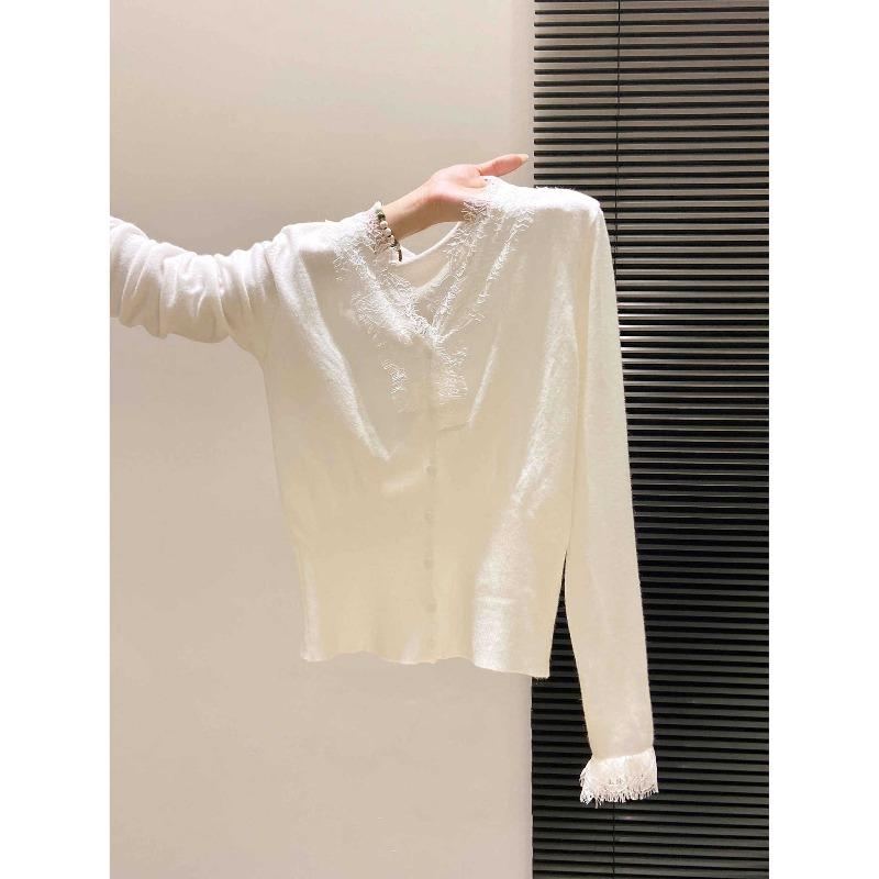 Elegant lace splicing button-knitted cardigan women's autumn and winter light and ripe wind collar thin bottoming shirt top