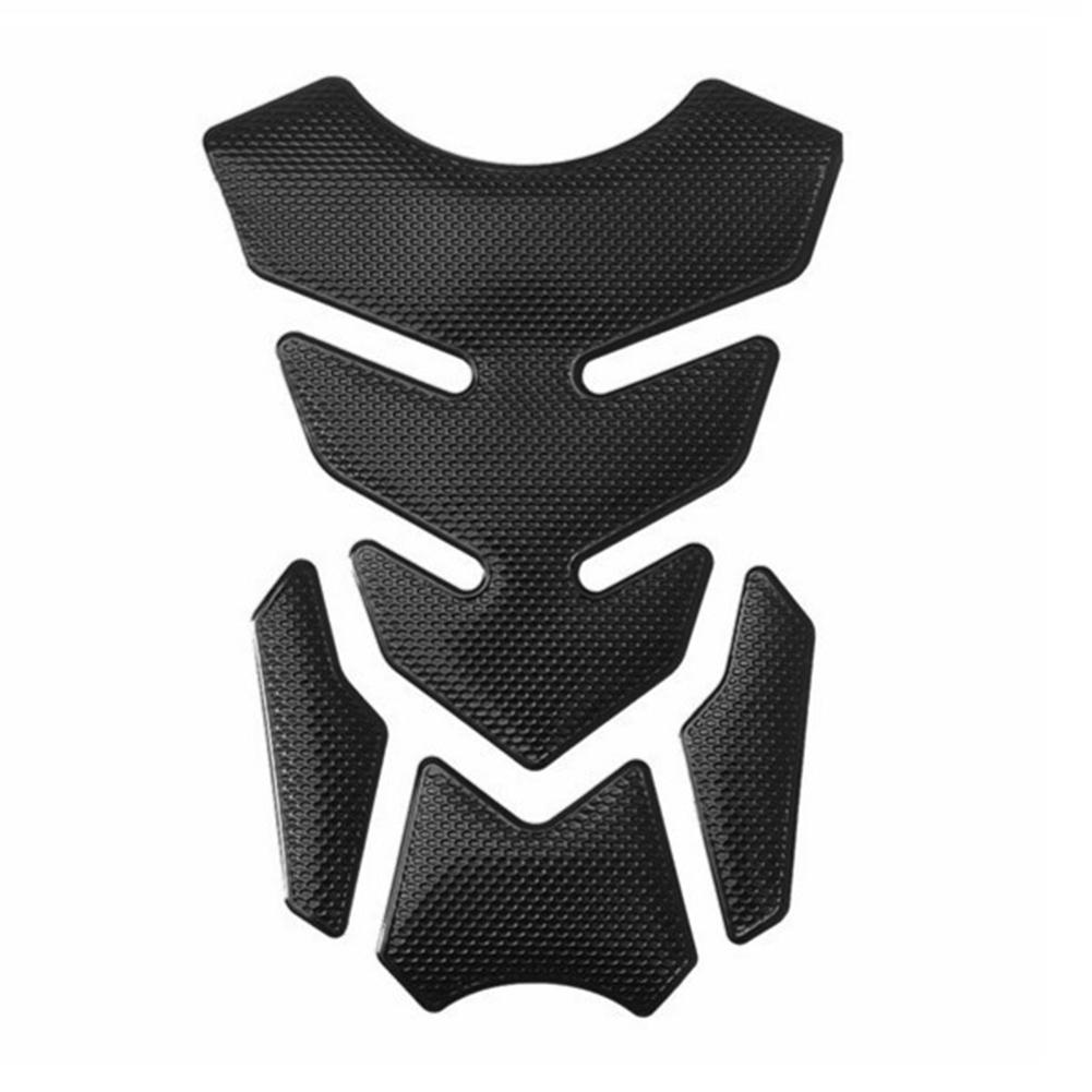 Удобные наклейки на капоте защищают карбоновое волокно