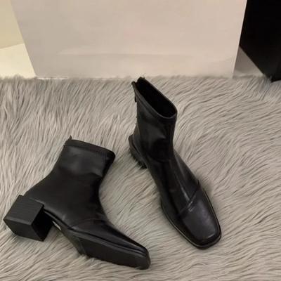 Модные женские сапоги на высоком каблуке с квадратным носком, новинка осени и зимы 2024 года, модные и универсальные женские сапоги из плюша