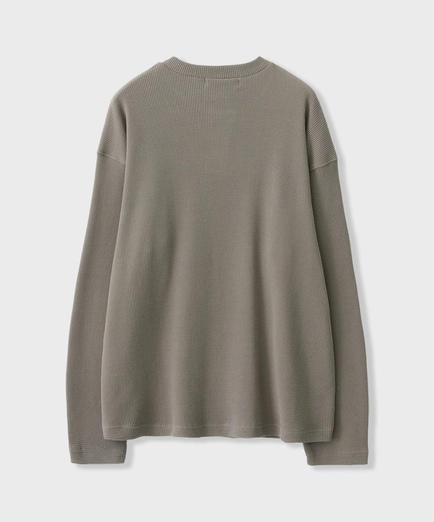 LEIRE Waffle Henley Neck Long Sleeve T-Shirt [Mocha Beige]