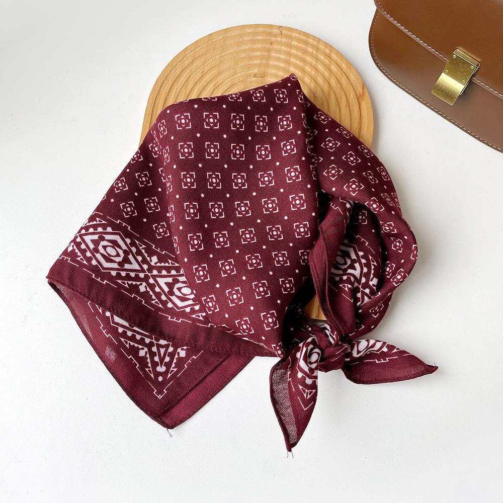 High-End Silk Scarf Women'S Spring Fashion Retro Neck High-End Square Scarf Scarf With Shirt Scarf
