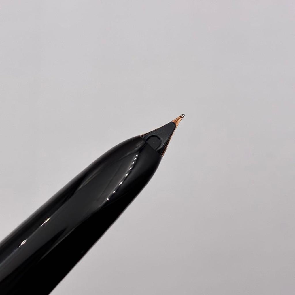 Used Excellent condition Sailor fountain pen, retro mini, 14K, fine nib F