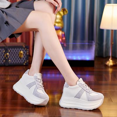 Женская обувь – Кроссовки