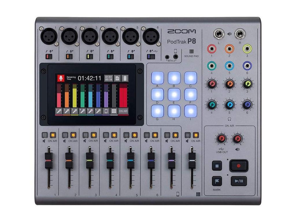 Zoom Podcast Recorder Edit Podcast Studio Recorder P8 Silver Mix, Record, All-in-One Multi-Track