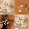 European American Style White Flower Earrings Fashionable Resin And Alloy