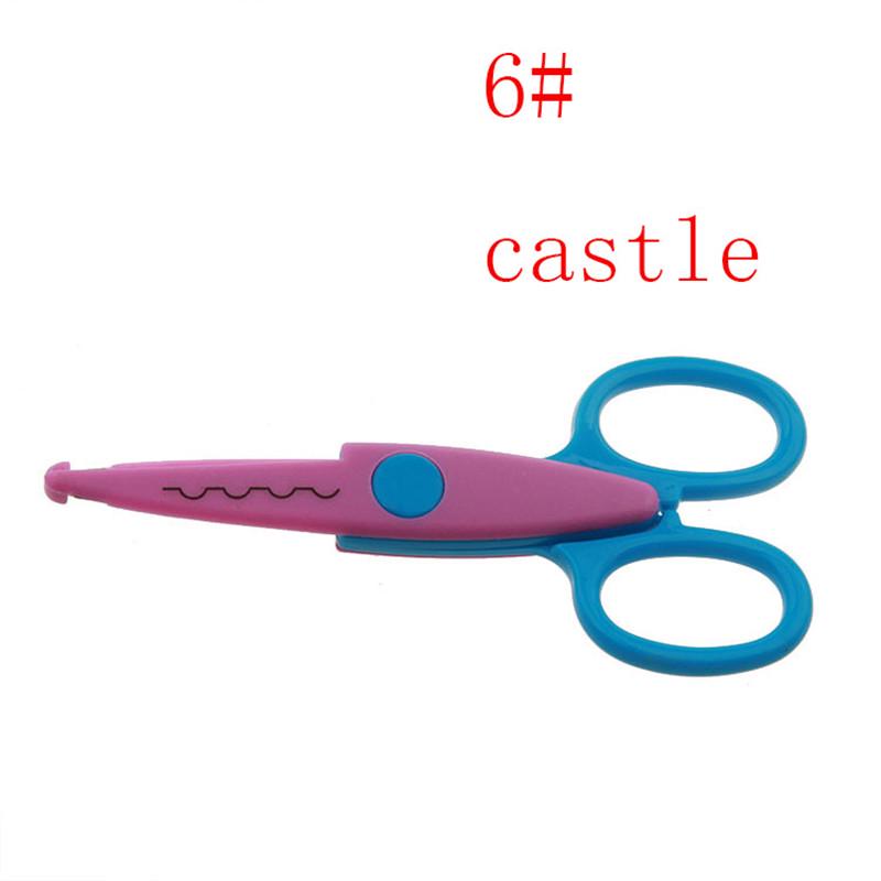 Ножницы из металла и пластика для рукоделия с волнистыми краями