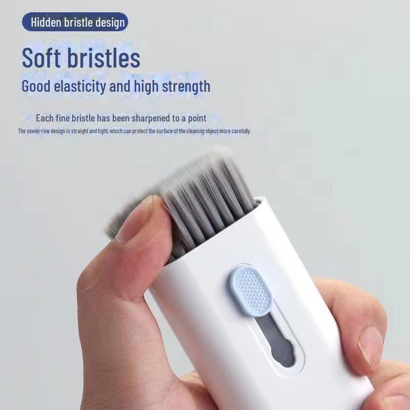 «Универсальный набор для чистки ноутбуков, клавиатур и Bluetooth-гарнитур»