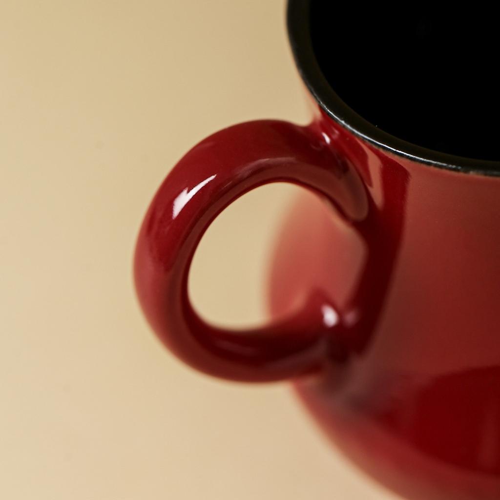 Forbidden City red three-legged teacup with handle Kung Fu tea set small household tea cup high-end ceramic tea drinking small master cup