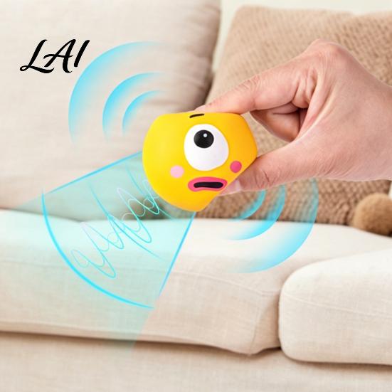 Stress Relief Fidget Toy 3Pcs Cartoon Expression Ball Anxiety Relieving Squeaky Squeeze Office Focus Aid Hand Exercise Relaxation Sensory