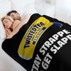 Twisted Tea Оставайся в безопасности или получи пощечину Плед Легкий теплый плед для использования в помещении и на улице