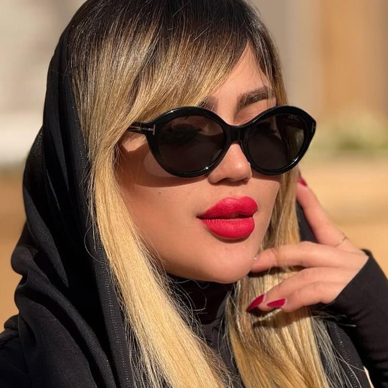 Новые ретро овальные солнцезащитные очки Т-образной формы Женская мода Уличная фотография Тренд Универсальные солнцезащитные очки Uv400 Оттенки Очки