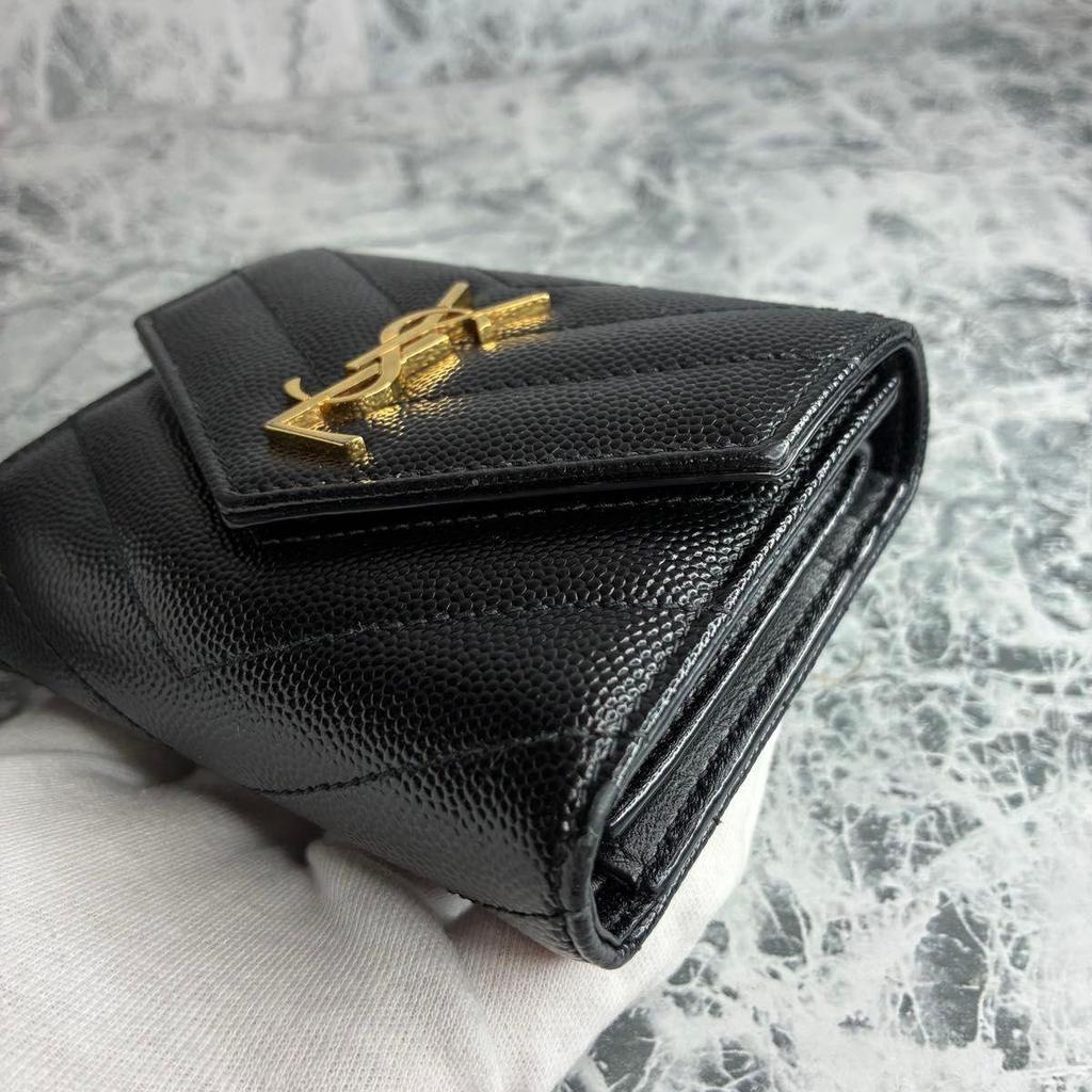 Б/у SAINT LAURENT Saint Laurent Черный YSL Тройной Кошелек Черный Cassandra Кошелек Компактный Кошелек Черный