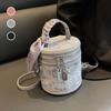 High-end Fashion Casual Niche Texture Bucket Bag New Women's Bag Trend Versatile Messenger Bag Women