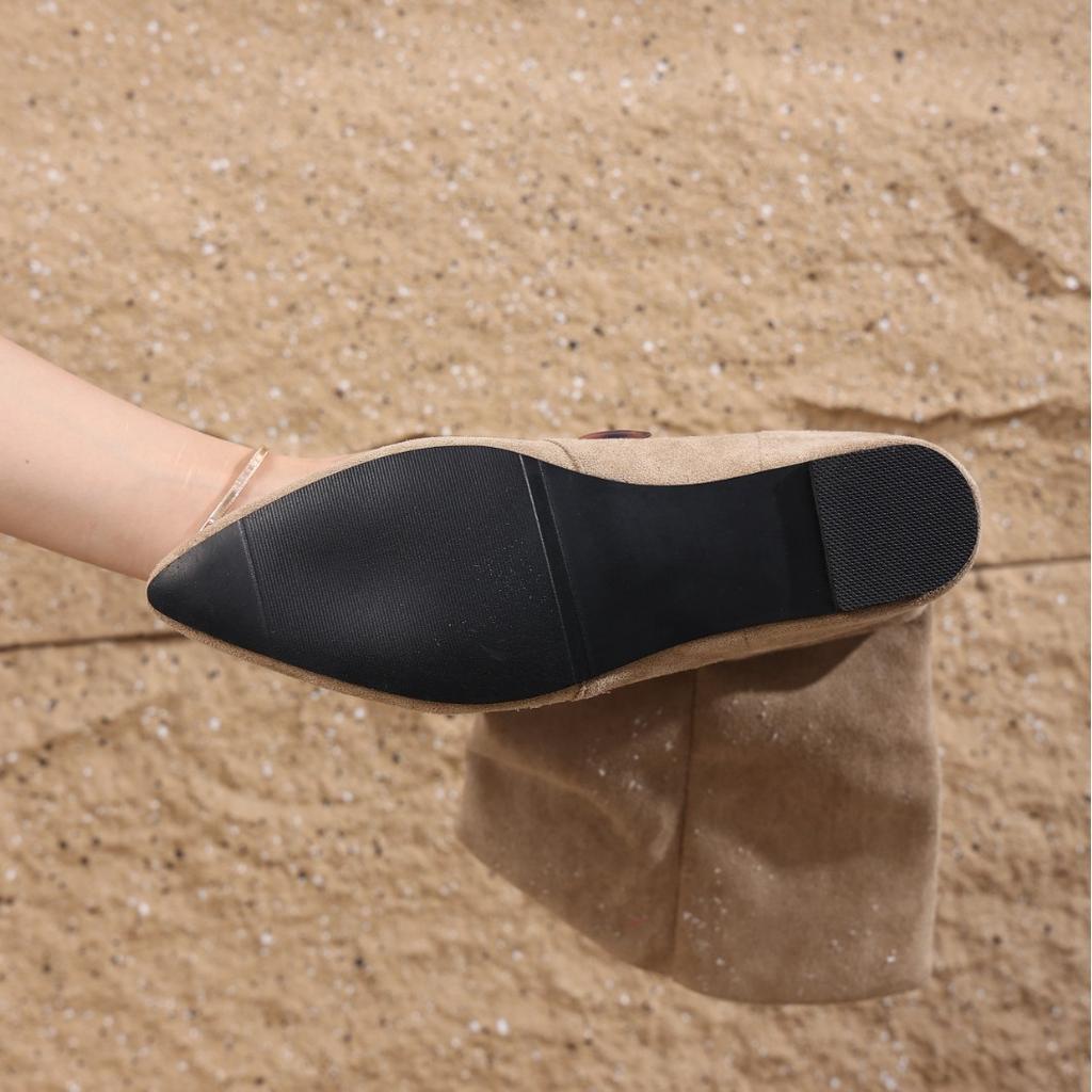 2025 новые замшевые плиссированные ботфорты на скрытой платформе женские 2025 осень и зима новые остроносые ковбойские ботинки вестерн с отворотом