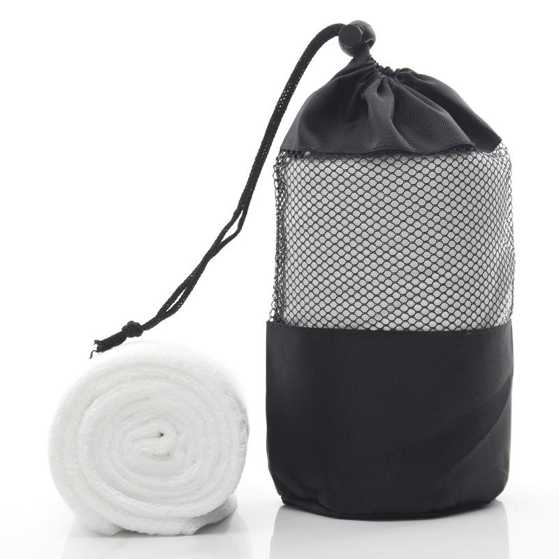 Custom Logo Sports Towel: Sweat Absorbing Towel for Running, Yoga, Gym, and Outdoor Activities.