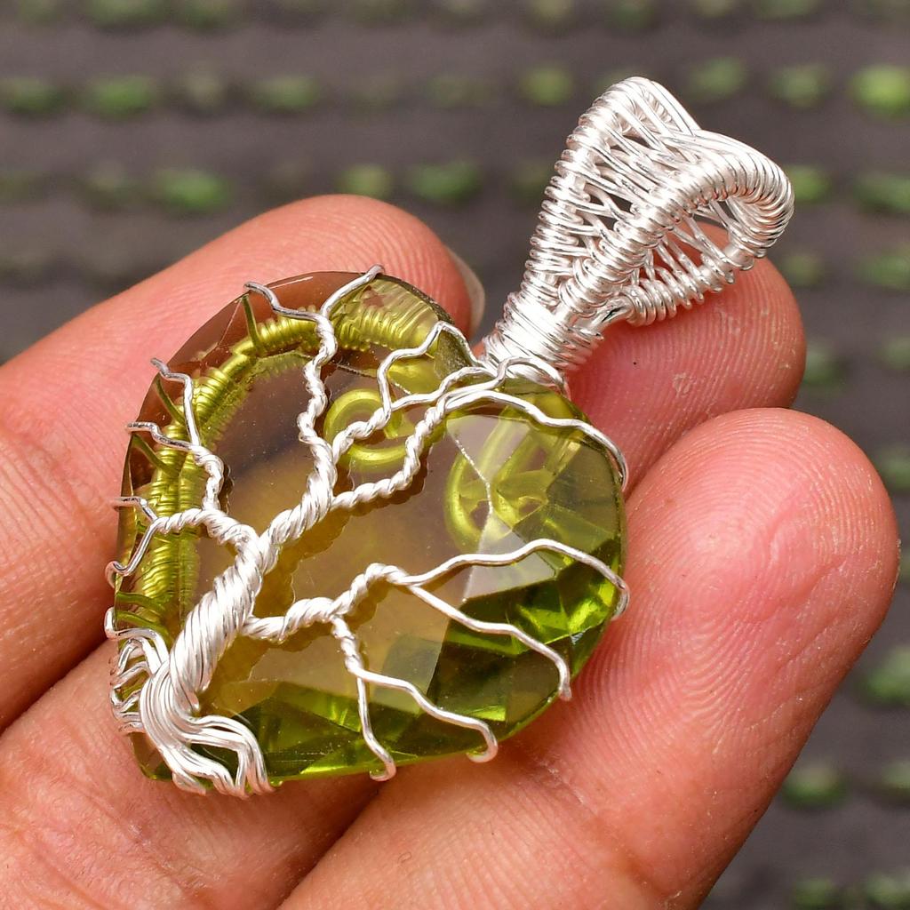 Peridot Heart Shape Tree Of Life Gemstone: 925 Sterling Silver Handmade Jewelry Pendant