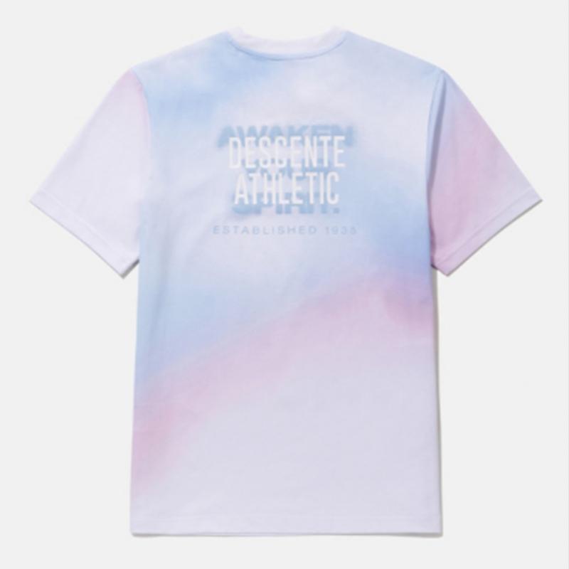 Футболка с коротким рукавом и принтом DescenTe Warding Backgraphic B1 sq123uTs31 Mgry prnT whT0