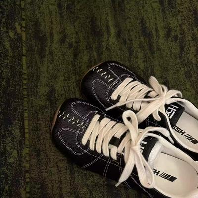 Модная обувь Женская 2025 Тренд Повседневные кроссовки Удобные плоские туфли на шнуровке Теннисные туфли Дышащая обувь для ходьбы Zapatillas De Mujer