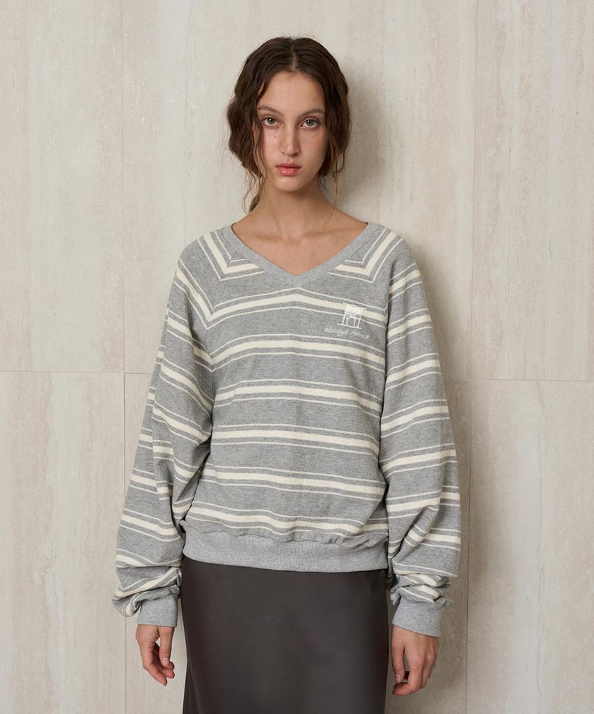 RE RHEE Striped Knit Pullover Gray