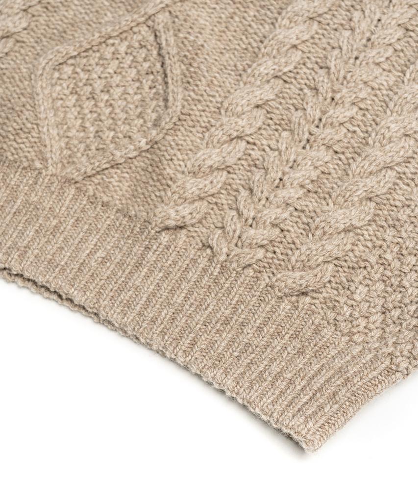 Edeunbeoleokeulleob Aran Crew-Neck Sweater (Beige)