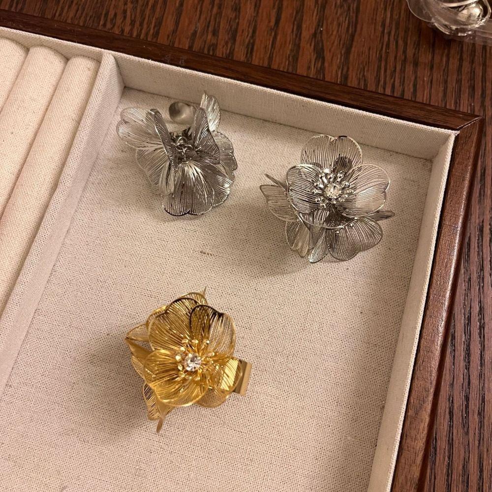 Multi Layered Flowers Irregular Hollow Open Ring Chinese Style Wide Finger Buckle Friend