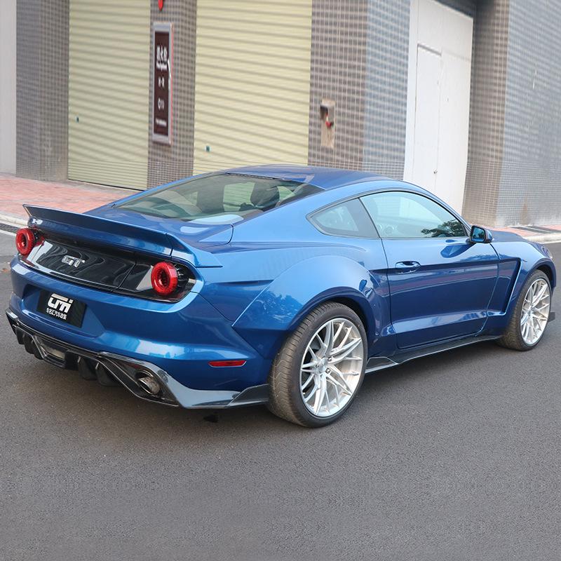 18-23 Ford Mustang Wide Body Kit: Mudguards, Wheel Arches, Fenders