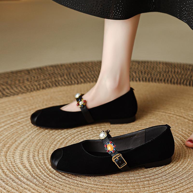 Women’s Vintage Mary Jane Flat Shoes – Burgundy Suede Low Heel Shoes with Beaded Floral Strap and Cap Toe