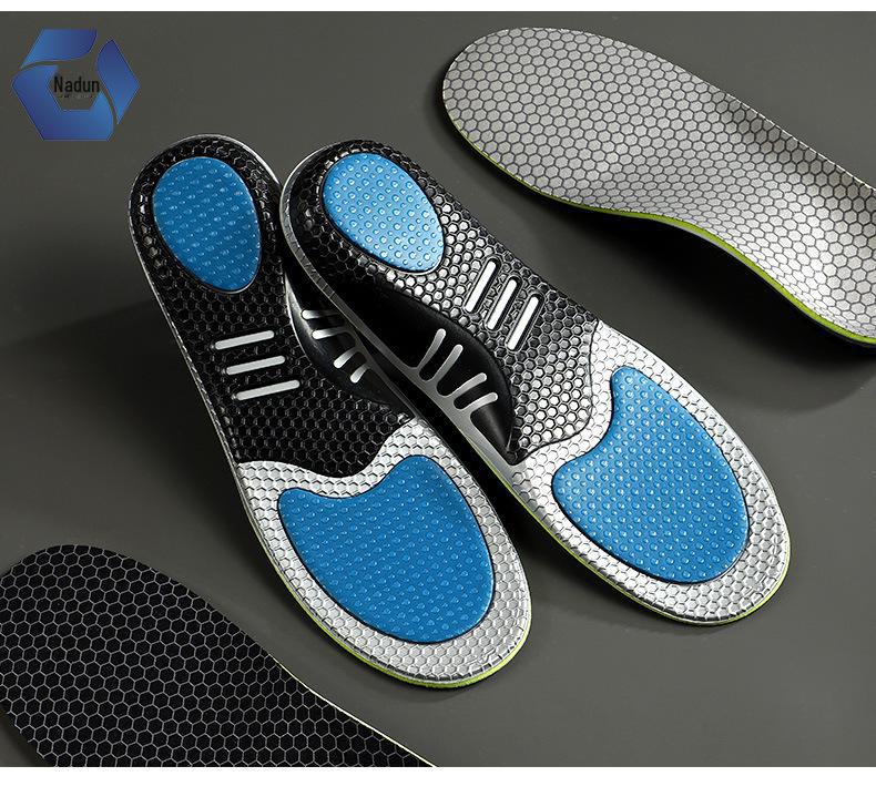 Ортопедические спортивные стельки при плоскостопии: Удобный, антибактериальный, дышащий, высокоэластичный, поглощающий удары и пот.