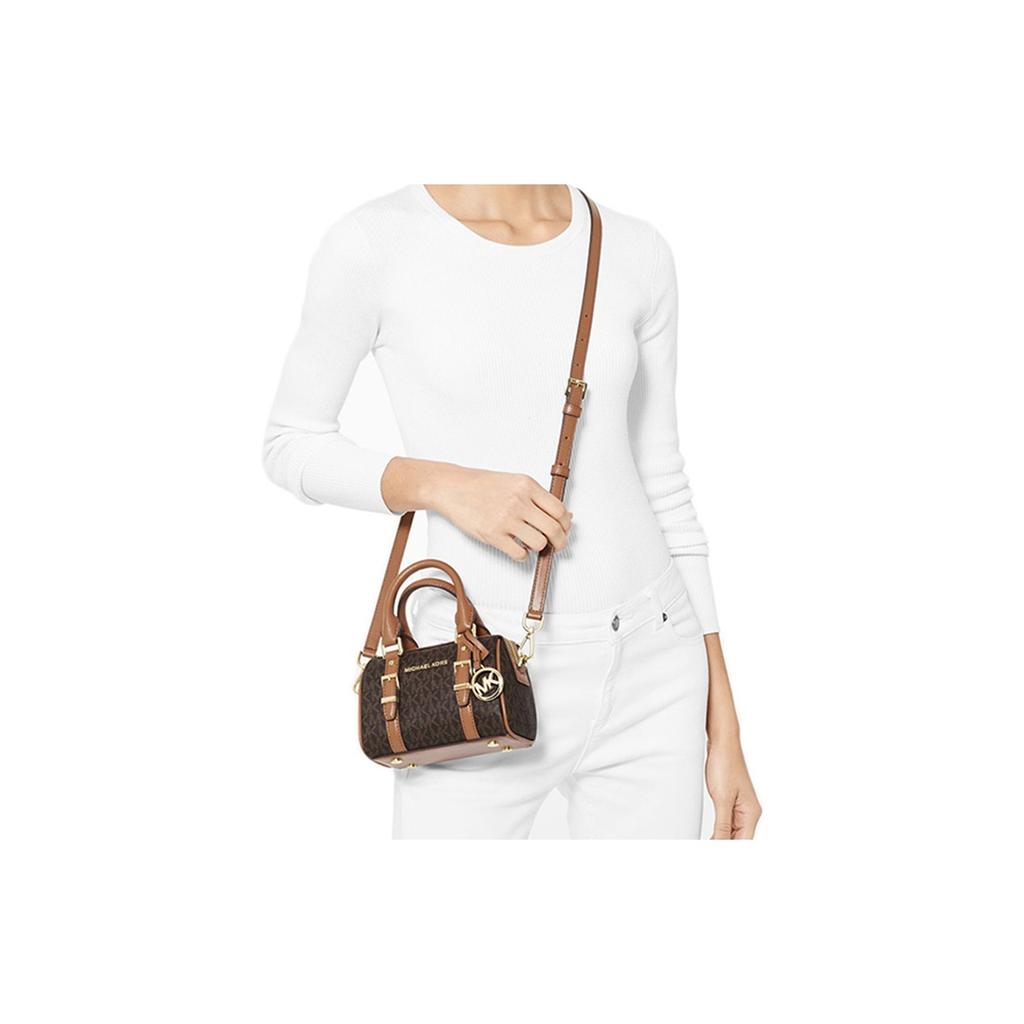 Michael Kors Bedford Металлический Логотип Шарм Монограмма Color Block Сумка через плечо Сумка Boston Женские сумки Acorn-Brown 32F9G06C0B-252