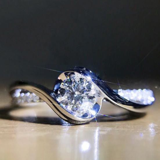 Глянцевое стекируемое кольцо с геометрическими искусственными драгоценными камнями, инкрустированное женское кольцо на палец, дизайн с поворотом, обещание