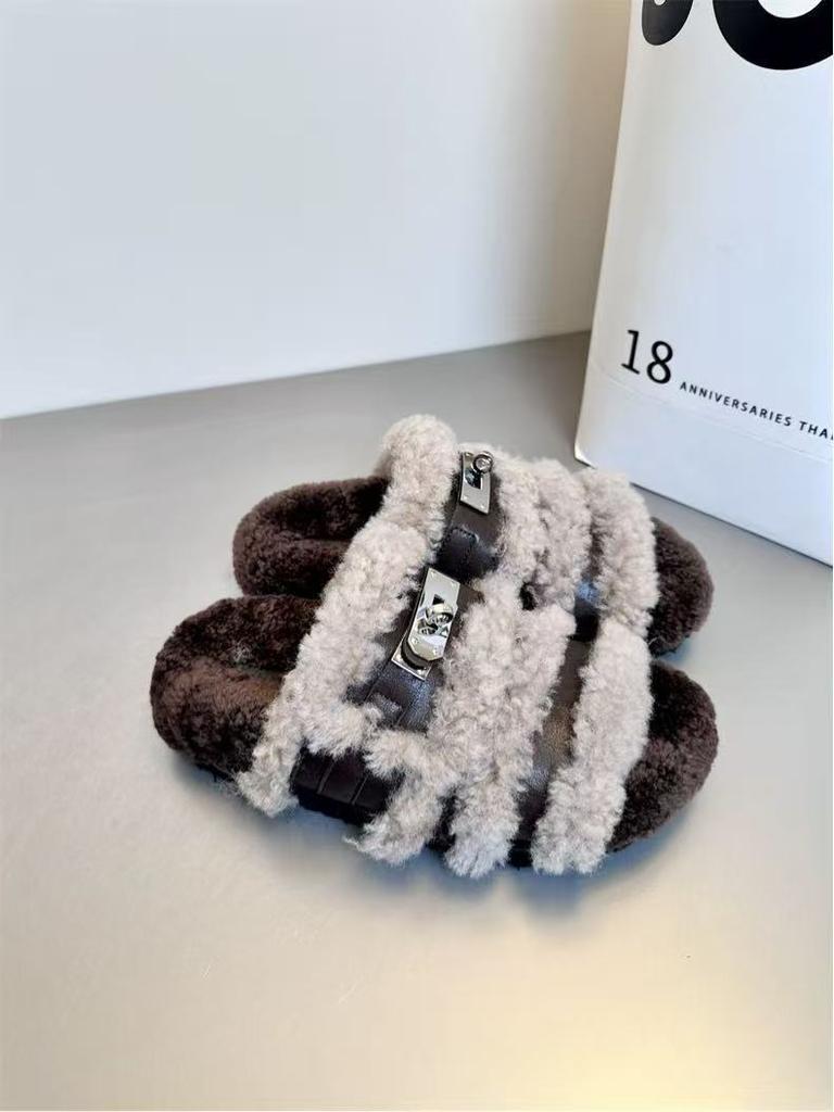 Женские осенние 2025 новые тапочки на толстой подошве, увеличивающие рост, пушистые, в стиле Майяр, повседневные, ленивые, на одно слово, легкие хлопковые тапочки