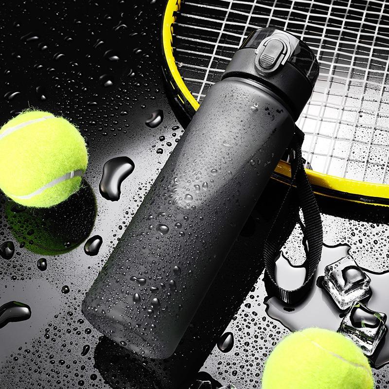 Матовая чашка для воды без BPA, 400 мл, 560 мл, пластиковая чашка для фитнеса, спорта на открытом воздухе, бутылка для воды, высокое качество, детская повседневная чашка для воды, бутылка для воды Водолея