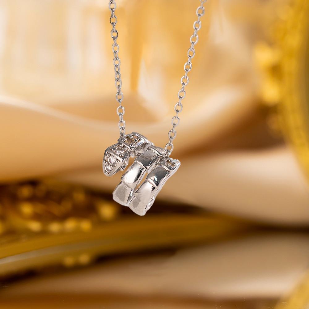 Elegant Full Zircon Copper Necklace Women Simple Exquisite Collarbone Chain Luxury Micro Inlaid Jewelry Gift