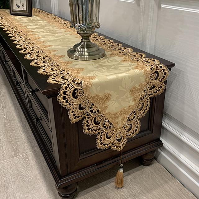Oval Table Runner Embroidered Tea Table Europe Tv Cabinet Tablecloth Lace Pendant Tassel Dresser Table Flag Shoe Dust Cover