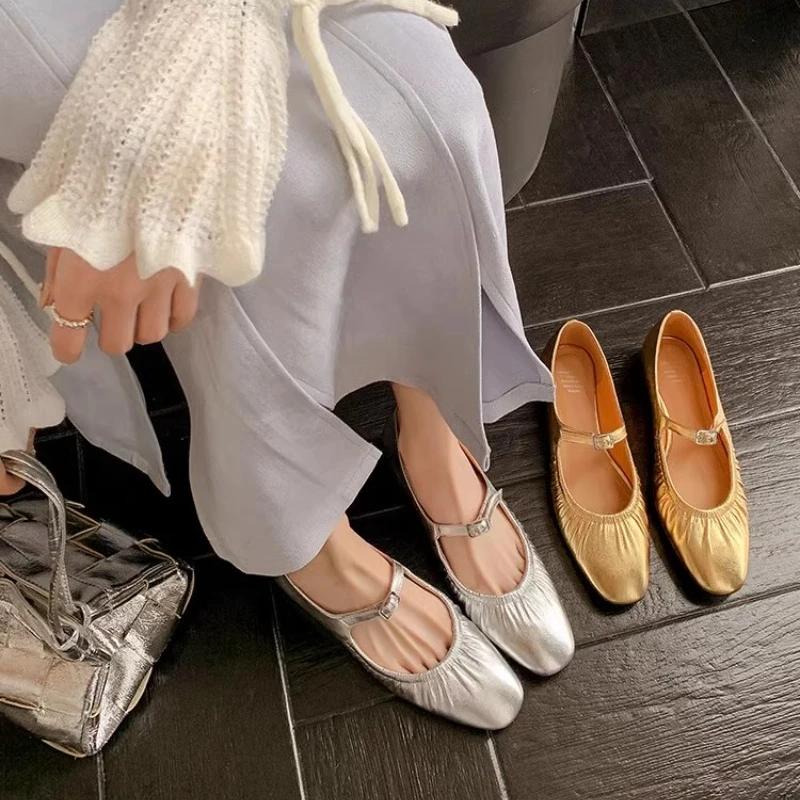 Плиссированные Модные Балетки Женские Кожаные Туфли Женские Повседневные Ремешок с Пряжкой Серебристые Балетки Золотые Квадратный Носок 2025 Весна Женская Обувь