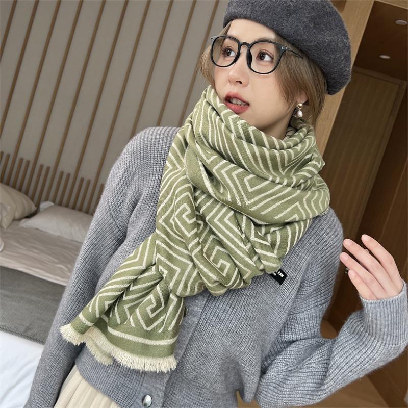 Winter New Back-shaped Core-spun Yarn Scarf Women's Versatile Imitation Cashmere Shawl Thickened Warm Scarf Dual-purpose