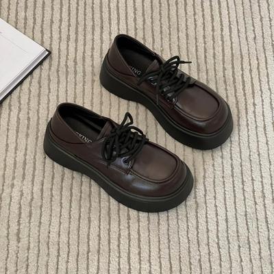 Черные туфли с большой головой и маленькие кожаные туфли женские осенние новые британские туфли на платформе-маффин